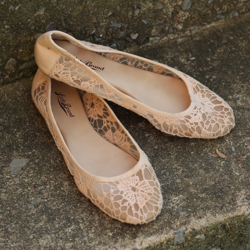 Beige Floral Lace Lucky Brand Flats